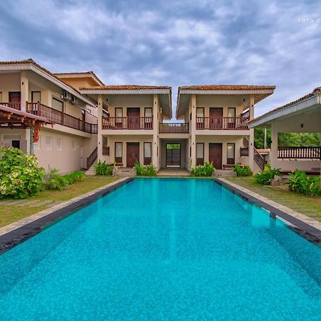 Guru Beach Resort Тангале Екстериор снимка