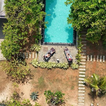 Guru Beach Resort Тангале Екстериор снимка