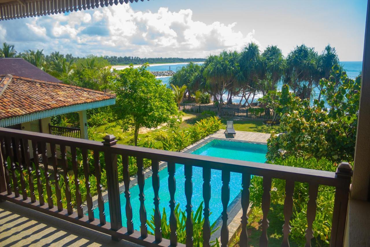 Guru Beach Resort Тангале Екстериор снимка