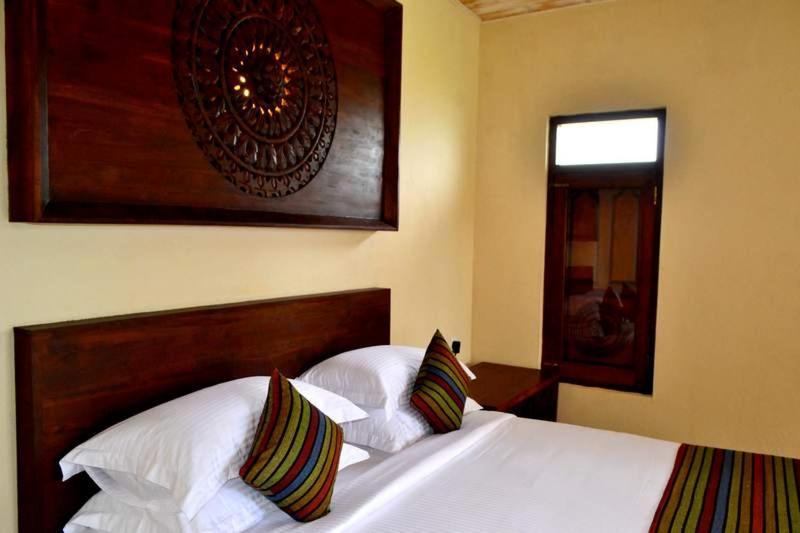 Guru Beach Resort Тангале Екстериор снимка